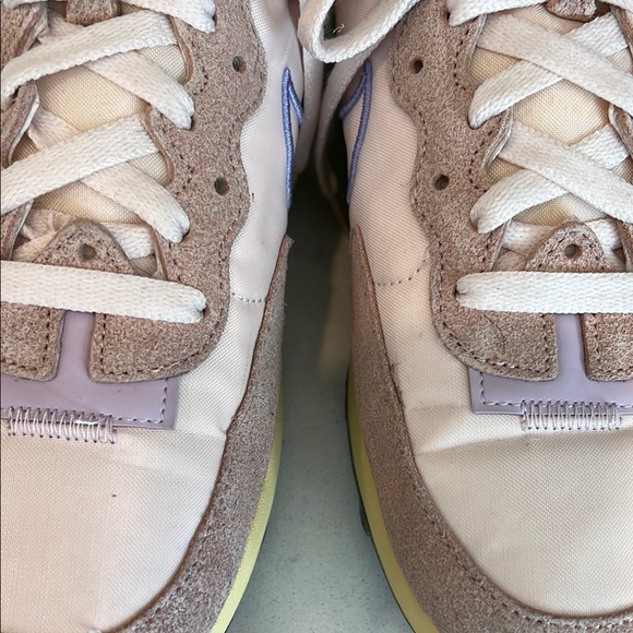 Nike Wmn’s Fontanka Waffle Pink Oxford Ghost Green Colorway Sneakers - Size US 7 - Picture 7 of 16